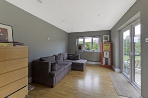 Photo 9- click for photo gallery